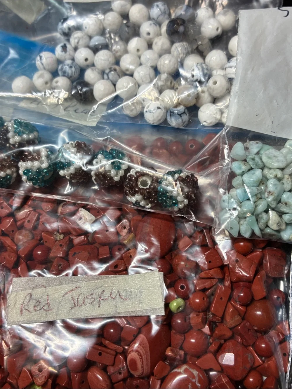 Assorted 2+ pounds of gemstone Bead Mix - Turquoise, blue, Green, Purple - Picture 9 of 16